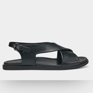 Aerosoles Flat Black Sandals - 11W - Cele - New in Box